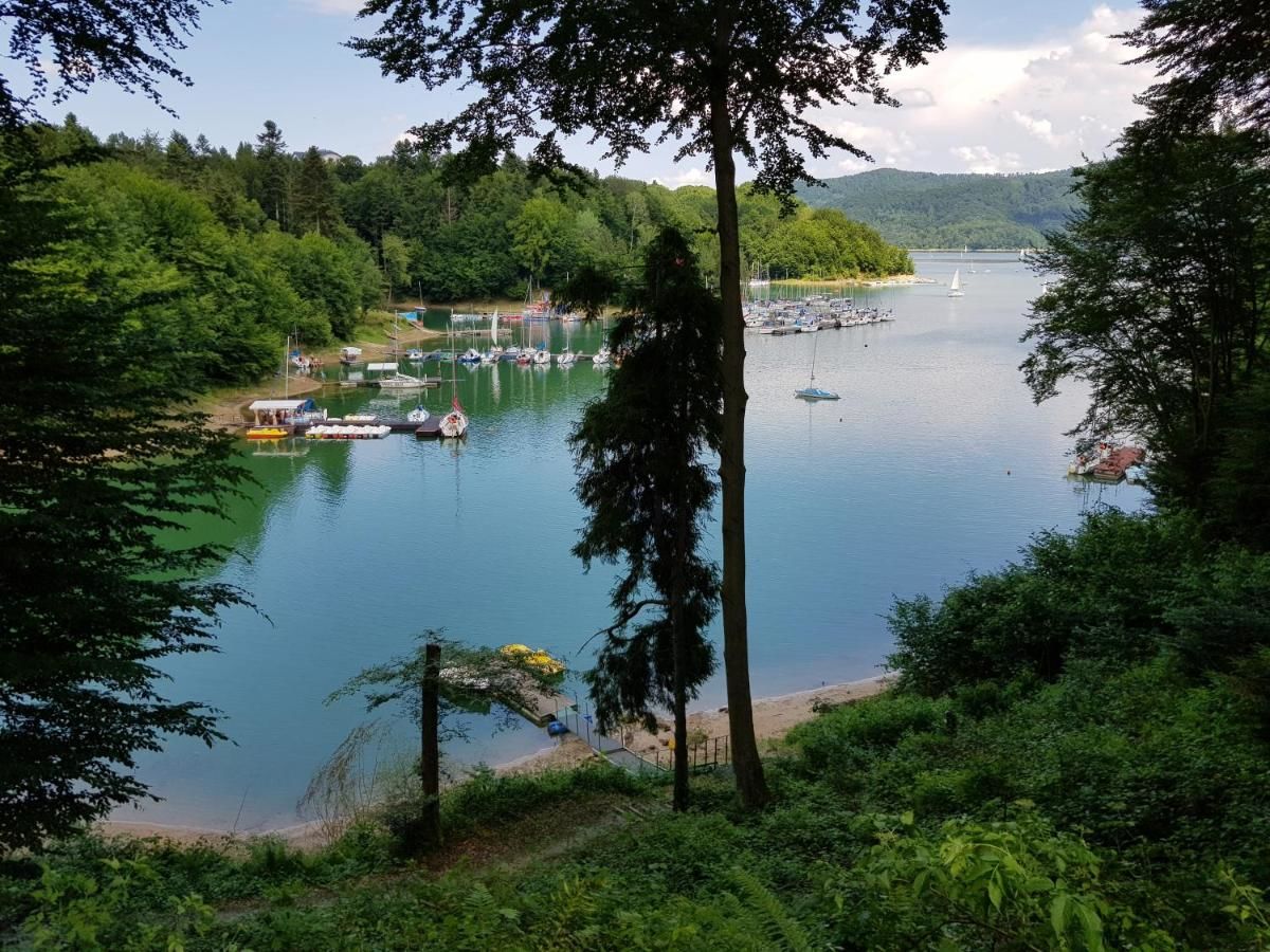 Дома для отпуска Całoroczne Domki Nad Zatoką Полянчик-48