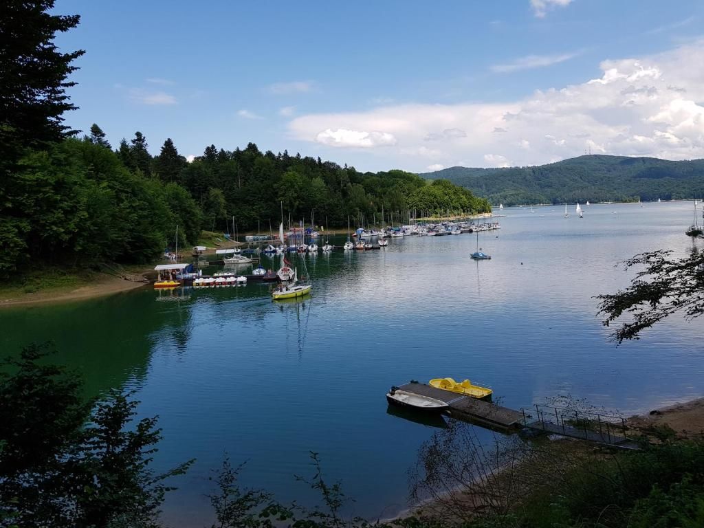 Дома для отпуска Całoroczne Domki Nad Zatoką Полянчик-93